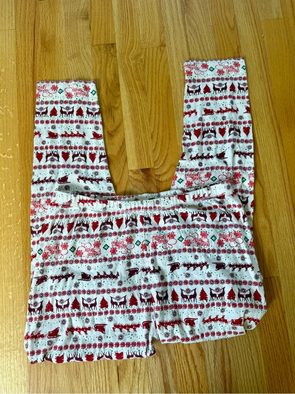 Organic Burt's Bees womans Red & White Holiday Print Jogger Pants
